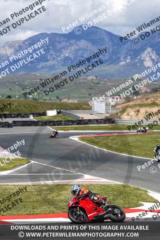 cadwell no limits trackday;cadwell park;cadwell park photographs;cadwell trackday photographs;enduro digital images;event digital images;eventdigitalimages;navarra;no limits trackdays;peter wileman photography;racing digital images;trackday digital images;trackday photos
